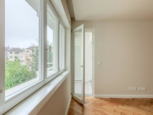 1-bedroom apartment with parking in downtown Porto 2160982619