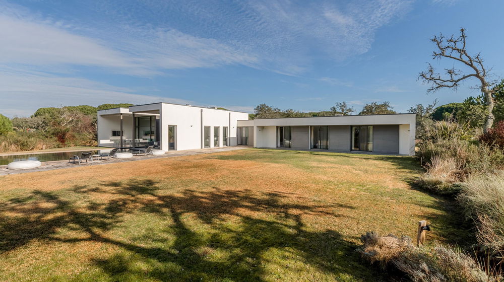 6-bedroom villa + 8-hectare plot of land in Comporta. 1563755965