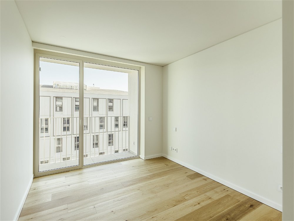 2 bedroom apartment, new, in Campo Pequeno, Lisbon 2783529668