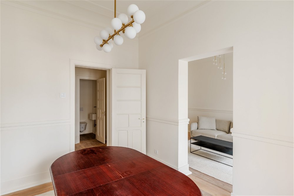3-bedroom apartment completely renovated, Avenidas Novas 4293696654