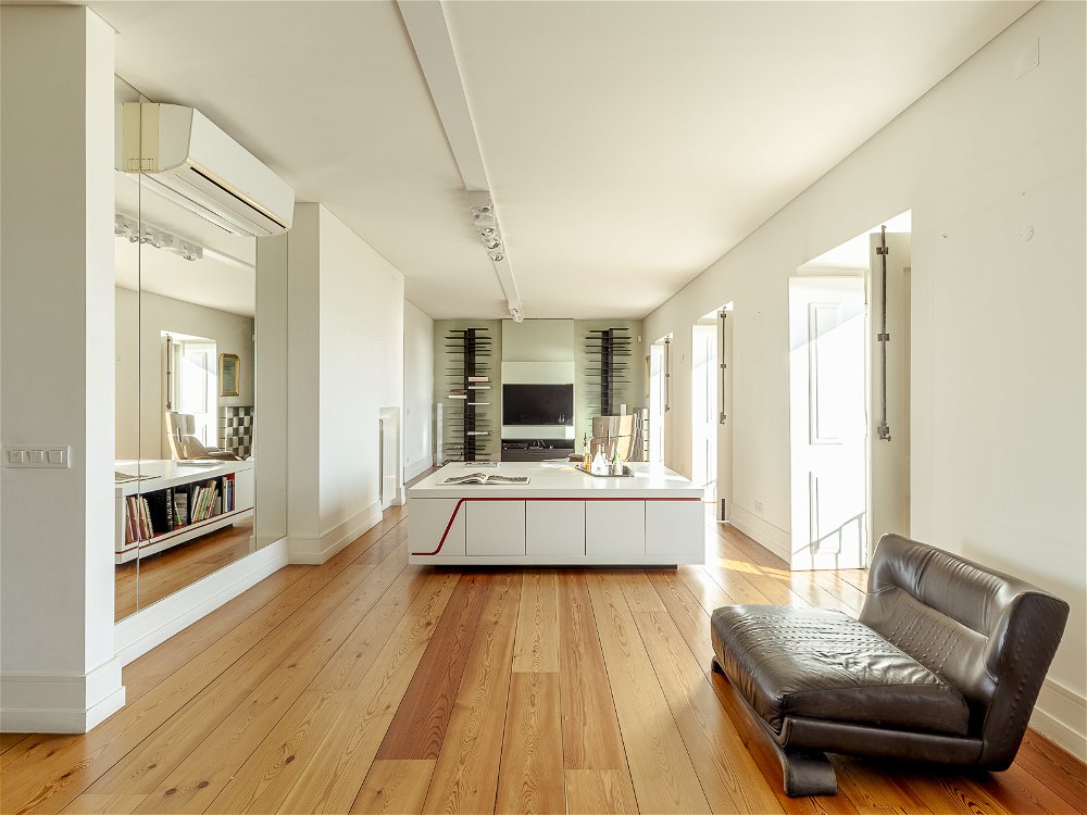 2-bedroom duplex with river view in Chiado, Lisbon 4074618615
