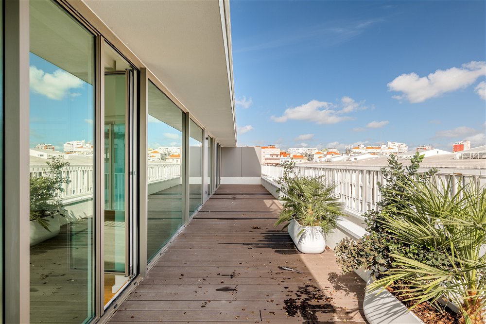 4 bedroom apartment with garage, in Campo Pequeno, Lisbon 797893168