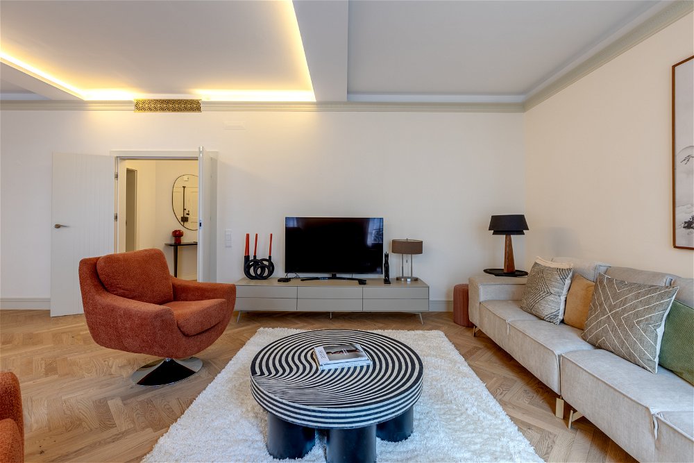4-bedroom apartment next to Avenida da Liberdade 725979312
