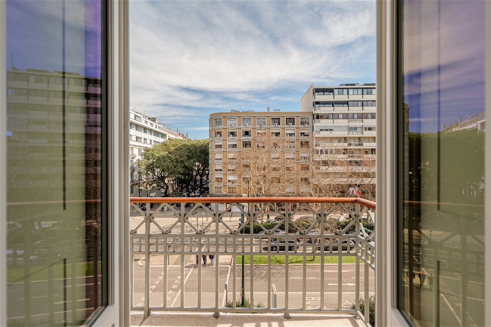 2-bedroom Apartment, in Avenidas novas, Lisbon 2843647840