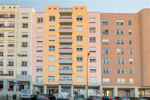 3 bedroom apartment with parking, in Telheiras, Lisbon 1715965796