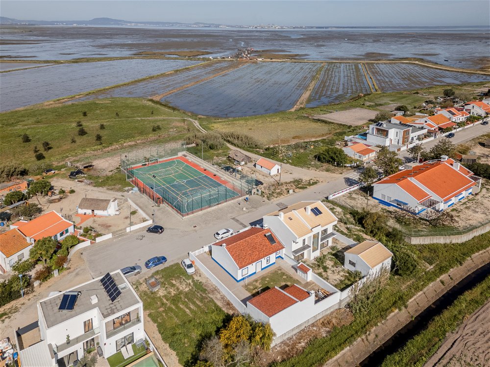 4 bedroom villa with garage and views of rice paddies in Carrasqueira 1912803167