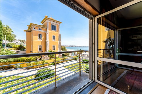 3-bedroom apartment in front of the beach in Cascais 510040975