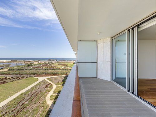 3 bedroom apartment in the Bayline condominium, in the Algarve 1393044085