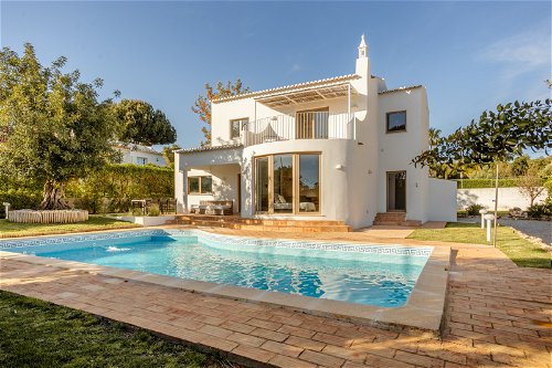 4 bedroom villa, near the centre of Vilamoura, Algarve 2148780998