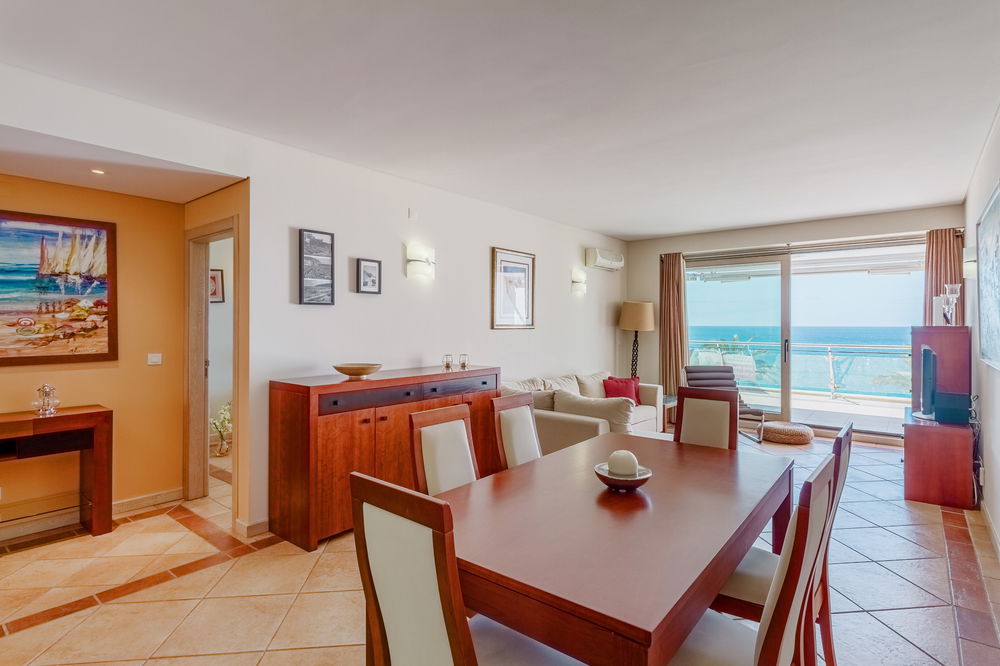 2+1 bedroom apartment with sea view in Sesimbra 4191032972