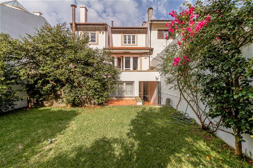 4 bedroom villa with garage and garden, in Porto 3612344485