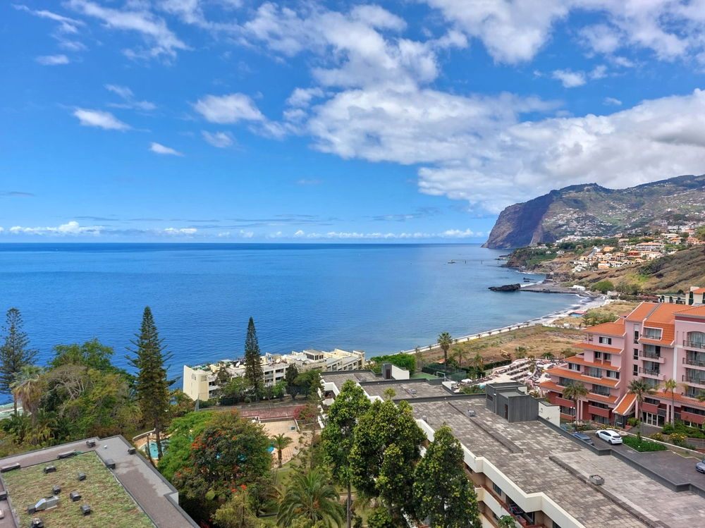 3-bedroom apartment in a condominium in Funchal, Madeira 1534767758