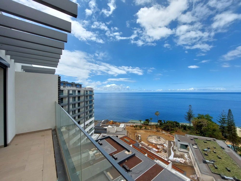 3-bedroom apartment in a condominium in Funchal, Madeira 1534767758