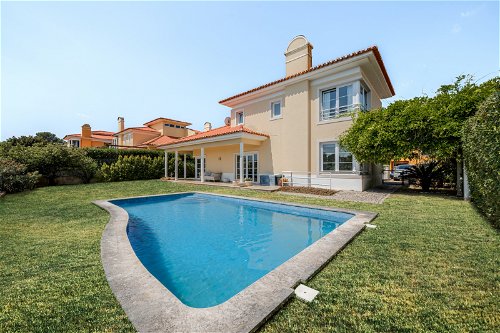 4+2 villa with swimming pool, in Penha Longa, Sintra 32174956