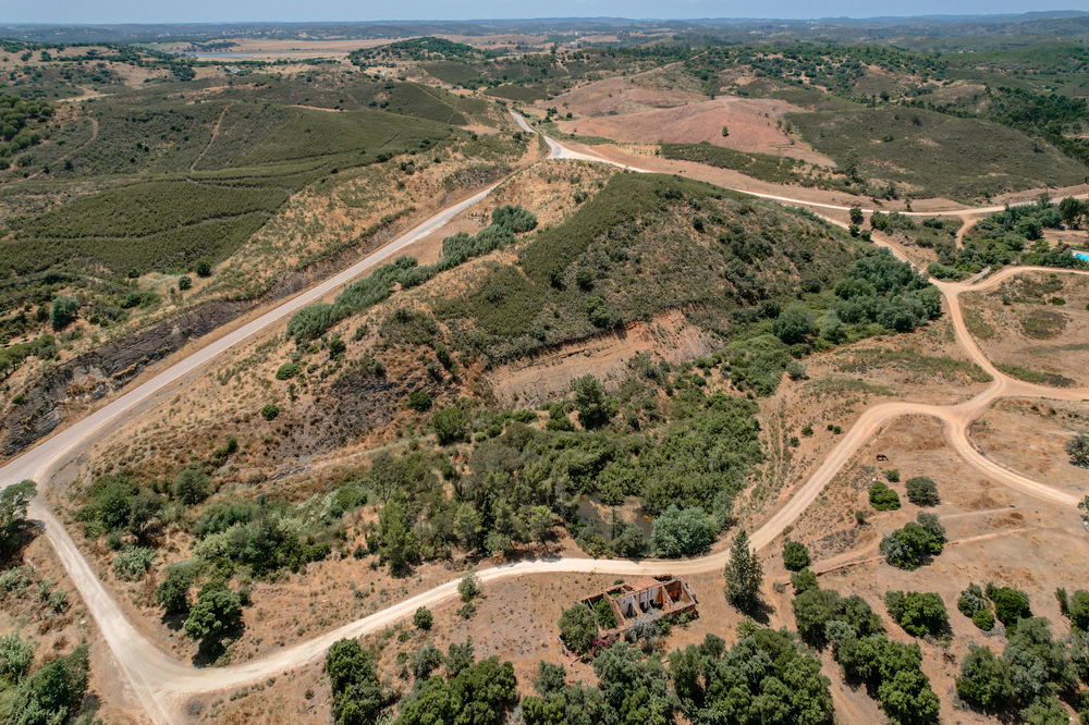 Plot of land with ruin, in Portimão, Algarve 849847268