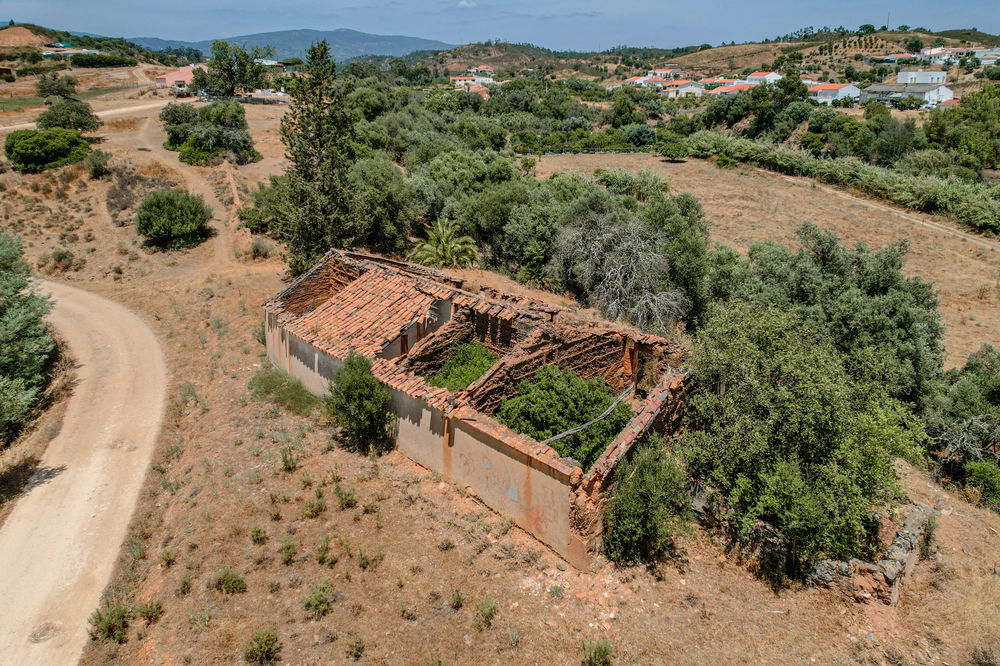 Plot of land with ruin, in Portimão, Algarve 849847268