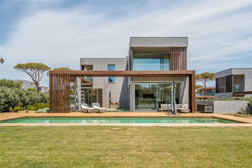 3+1 bedroom villa with garden and pool in Quinta da Marinha 1211569828