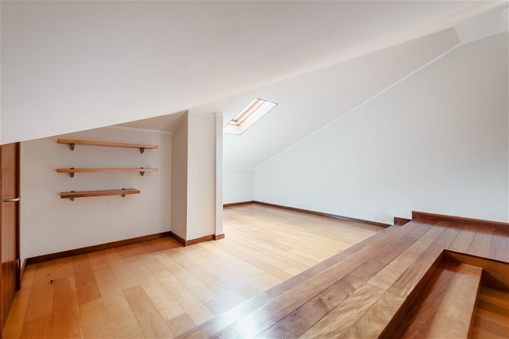 1+1 bedroom duplex apartment with garage in Boavista, Porto 3664399118