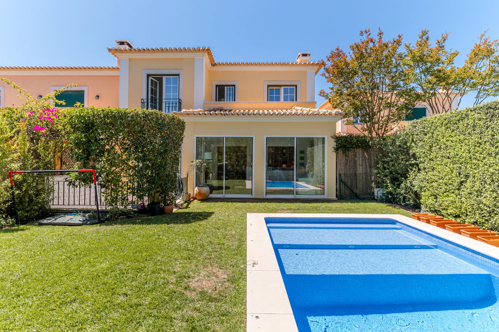 4 bedroom semi-detached villa, parking and garden, Cascais 1499685124