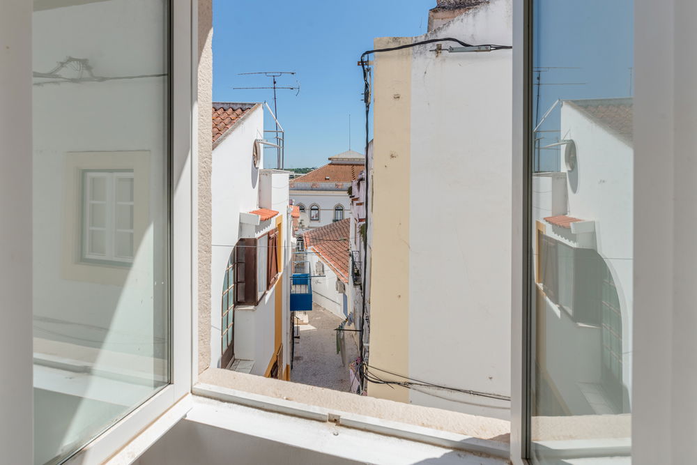 1+1 bedroom apartments in the historic streets of Alcácer do Sal 1464158381