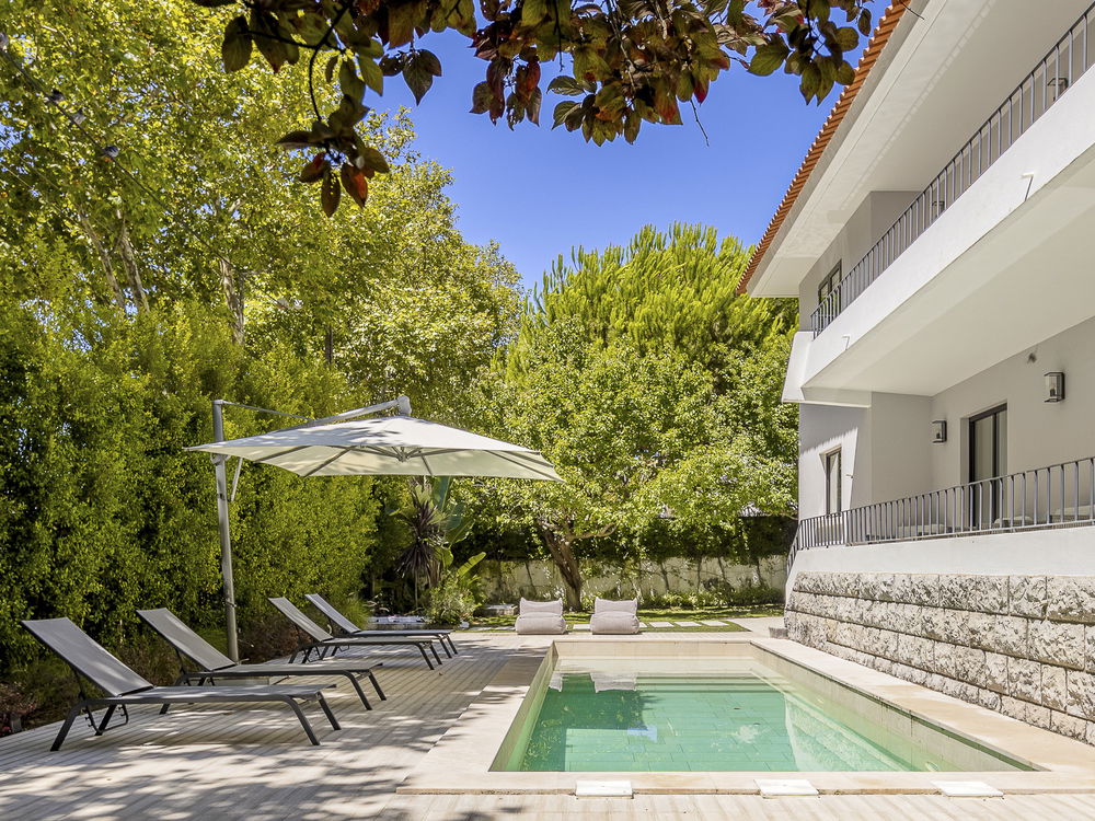 5 bedroom villa with pool, in Carcavelos, Cascais 3965832173