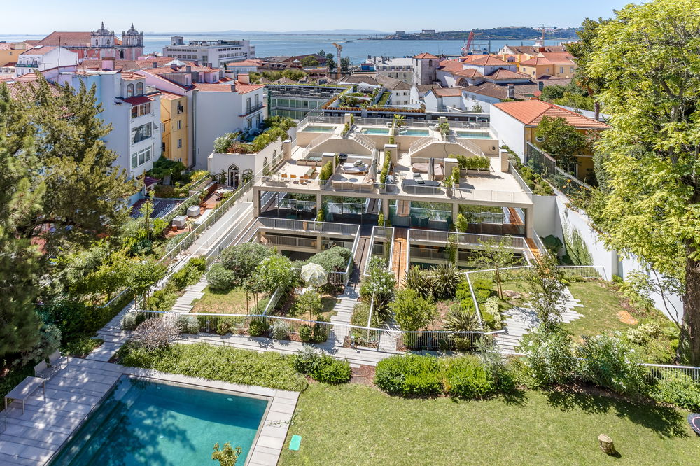 2 bedroom apartment with river view and terrace, in Lapa, Lisbon 3047933099