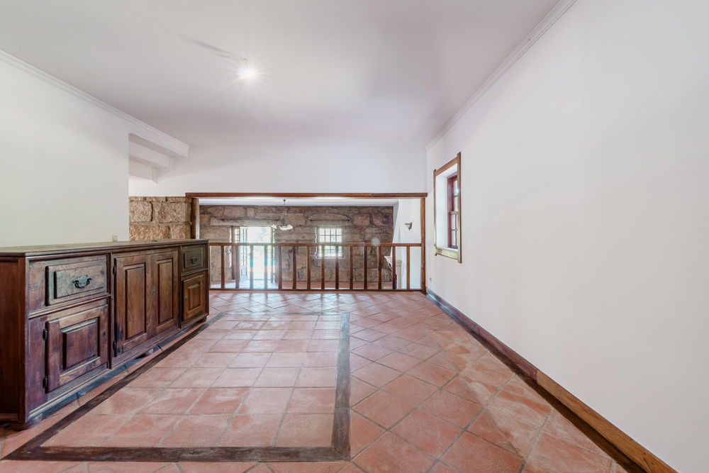 5 bedroom estate with pool and football field in Penafiel 2969182238