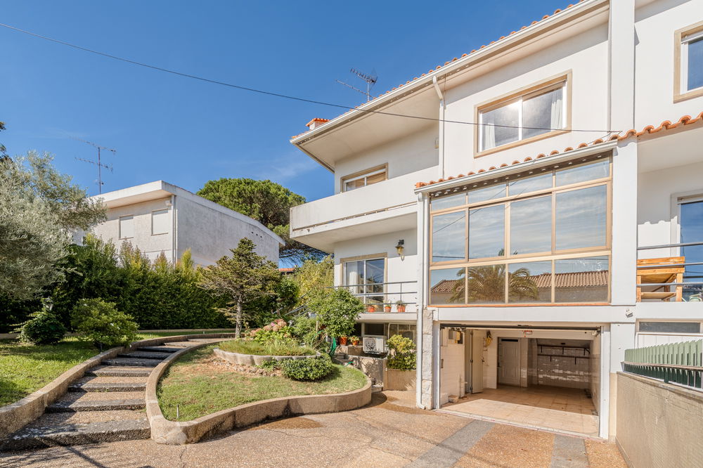 5 bedroom villa with garden and garage, in Alvalade, Lisbon 650238622