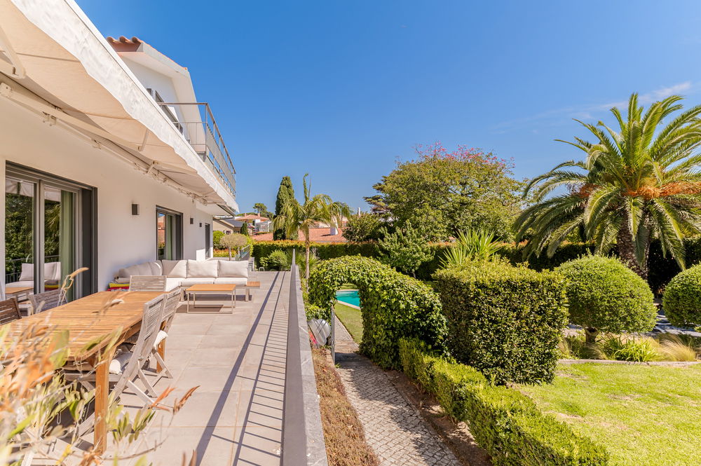 6 bedroom villa with garden and pool in Birre, Cascais 2443000795