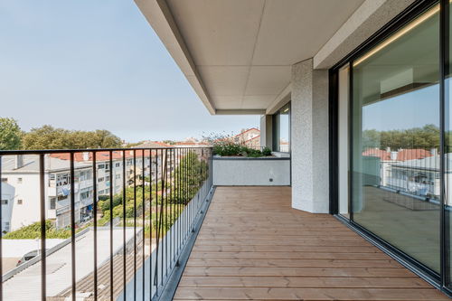 4-bedroom penthouse with garage in Foz do Douro, Porto 2709766541