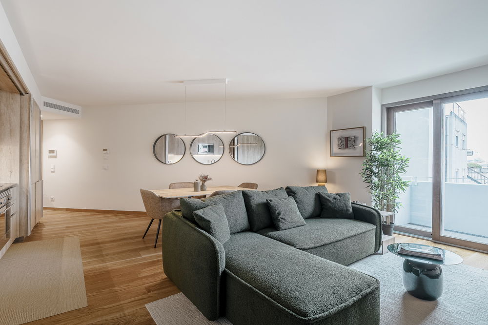 2 bedroom apartment, with balcony and parking, Lisbon 2456912174