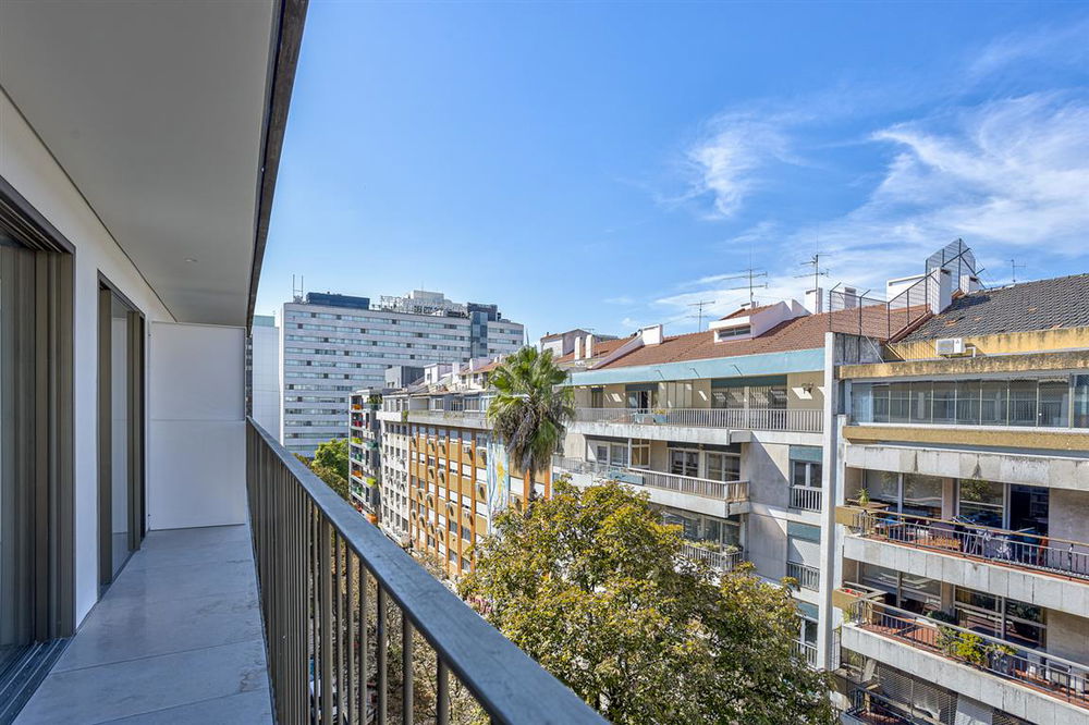 New 3-bedroom apartment, in Plaza View, Lisbon 2556795325