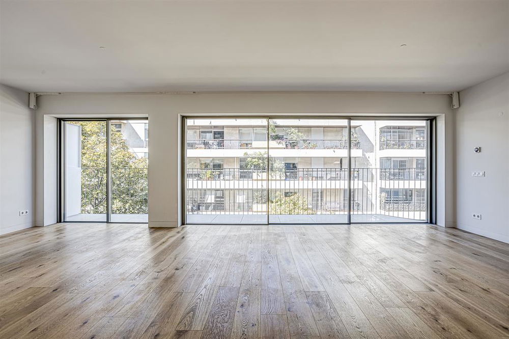 New 3-bedroom apartment, in Plaza View, Lisbon 2556795325