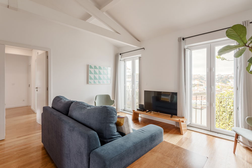 2 bedroom apartment with views of the Douro River, central Porto 2267797266