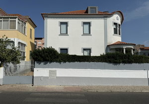 10 bedroom villa with garden and garage in Parede, Cascais 3551421048