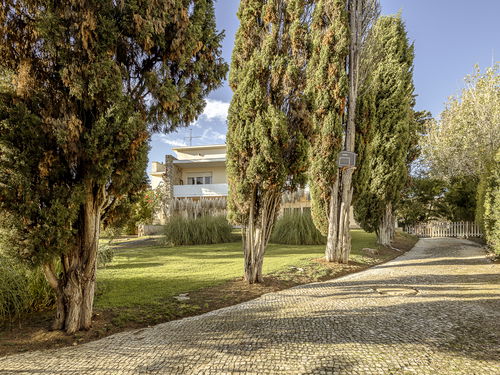 5 bedroom villa with garden and garage, in Carcavelos, Cascais 3920807670