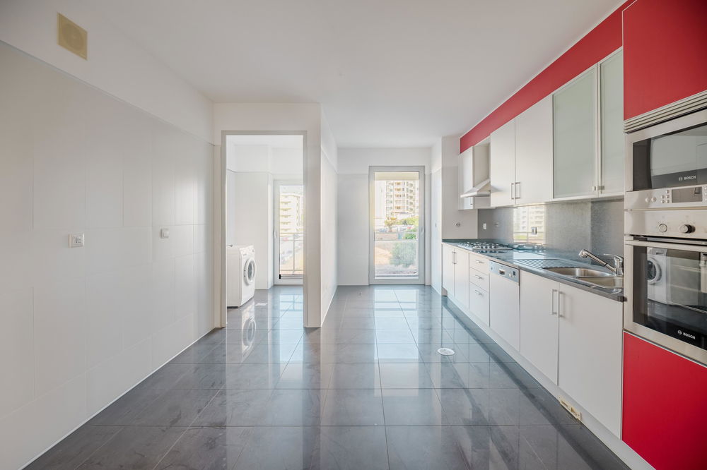 3 bedroom apartment in condominium, sea view, Funchal, Madeira 1390633044