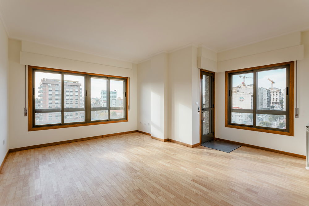 1 bedroom apartment with garage, in Praça da Galicia, Porto 1944038603