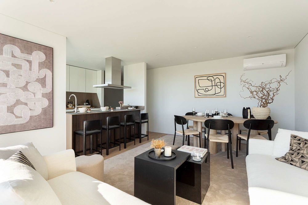 3 bedroom apartment with parking and terrace in Porto 3272505738