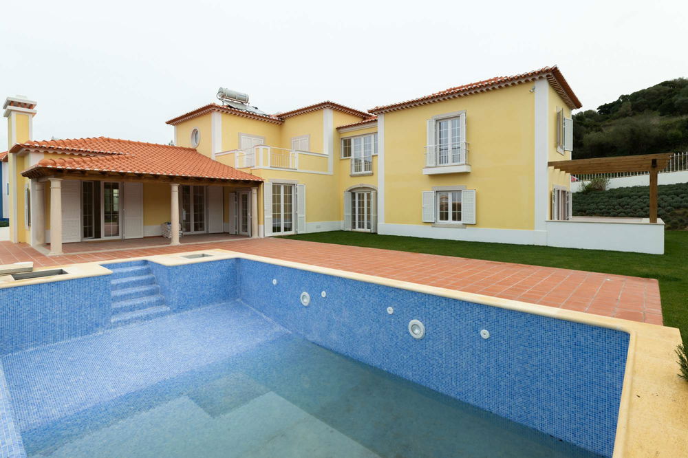 4-bedroom house with garden and swimming pool in Sintra 2623370493