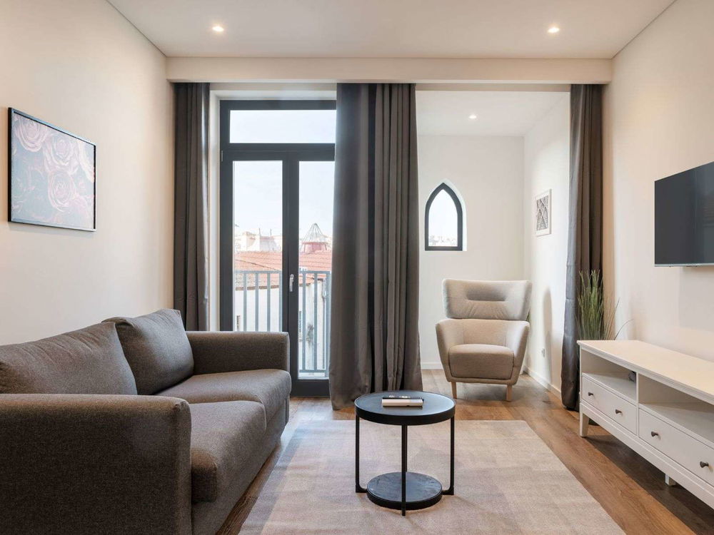 1+1 bedroom apartment with balcony next São Bento station, Porto 856136376