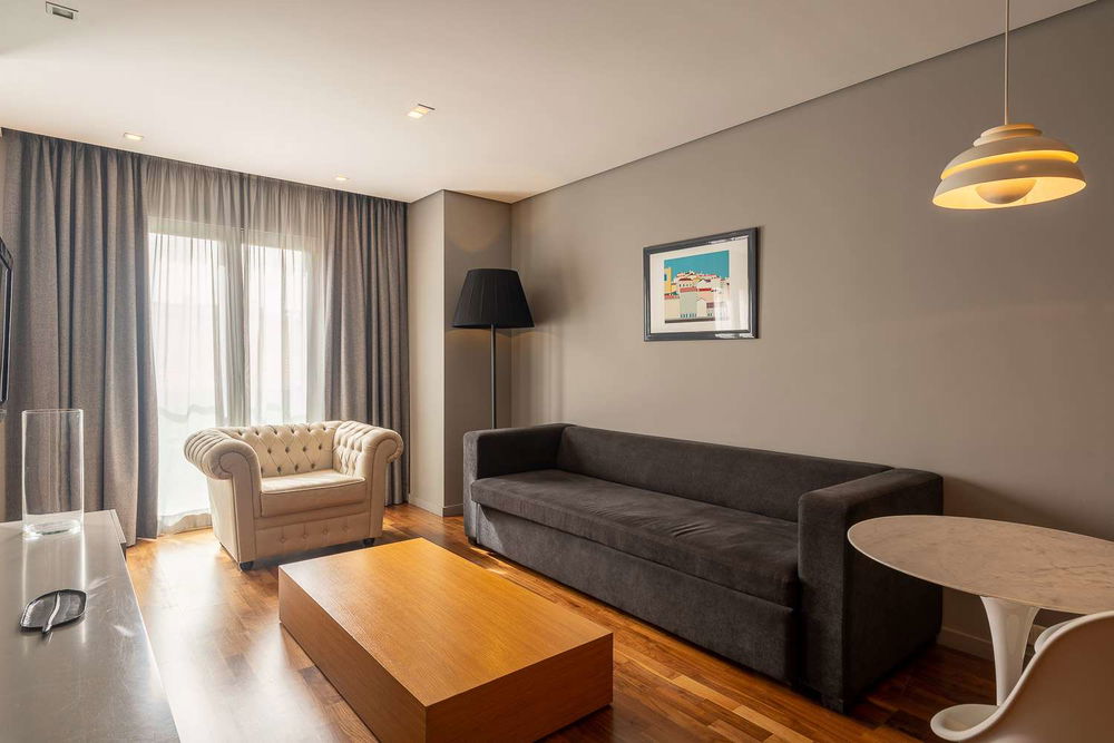 1-bedroom apartment with a garage near Avenida da Liberdade, Lisbon 4294346937