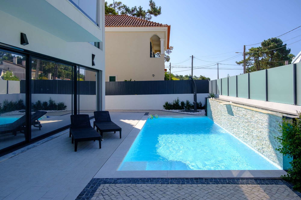 Four-bedroom house with swimming pool and garden in Aroeira 4055760330