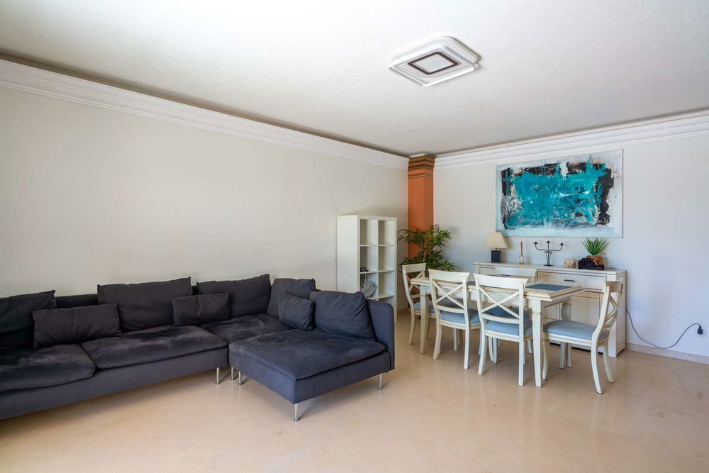 2-bedroom apartment with terrace in Quinta de São Gonçalo in Carcavelos 4060170546