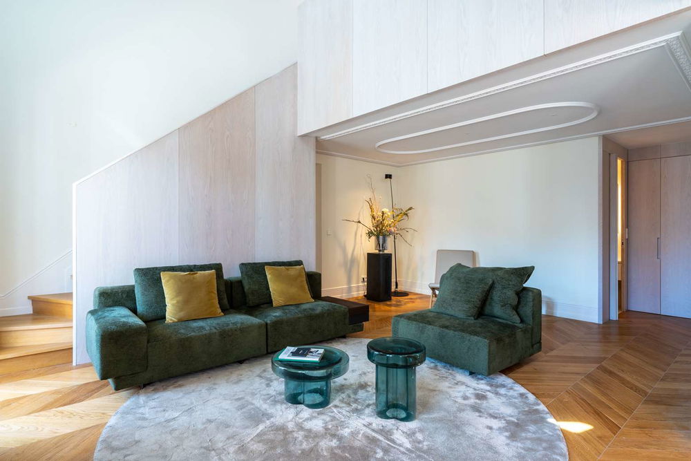 4-bedroom duplex apartment with parking space and lift in Lisbon 3495681700