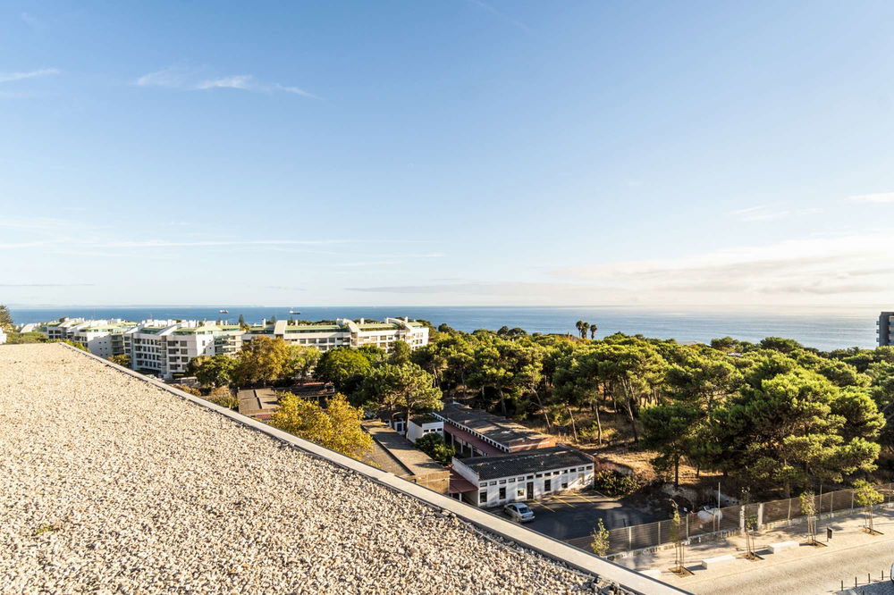 4-bedroom penthouse with rooftop and sea view in Cascais 2237797729