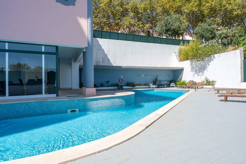 2 bedroom apartment in condominium with pool in Monte Estoril 3076335127