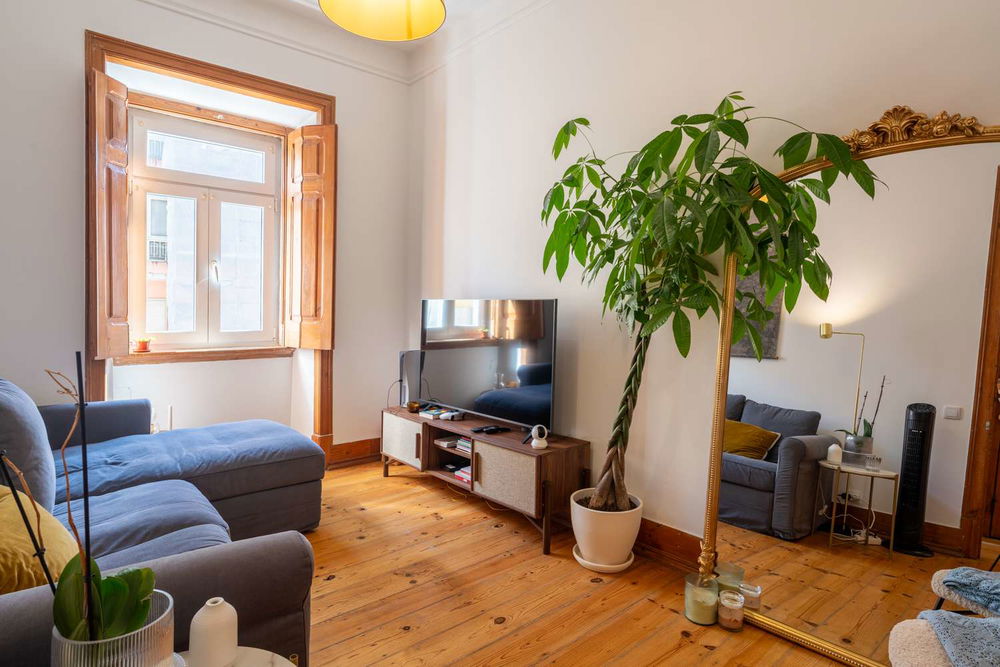 Renovated 2-bedroom apartment in Campo de Ourique, Lisbon 2076727507