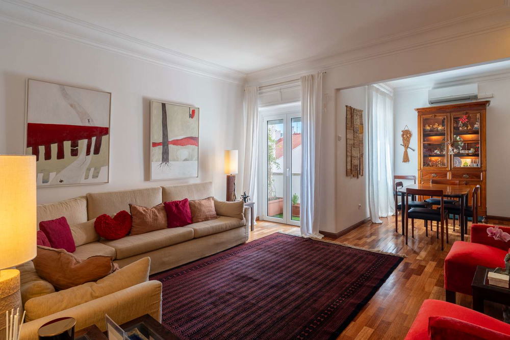 3-bedroom apartment with balconies and terrace in Lisbon 1946506007