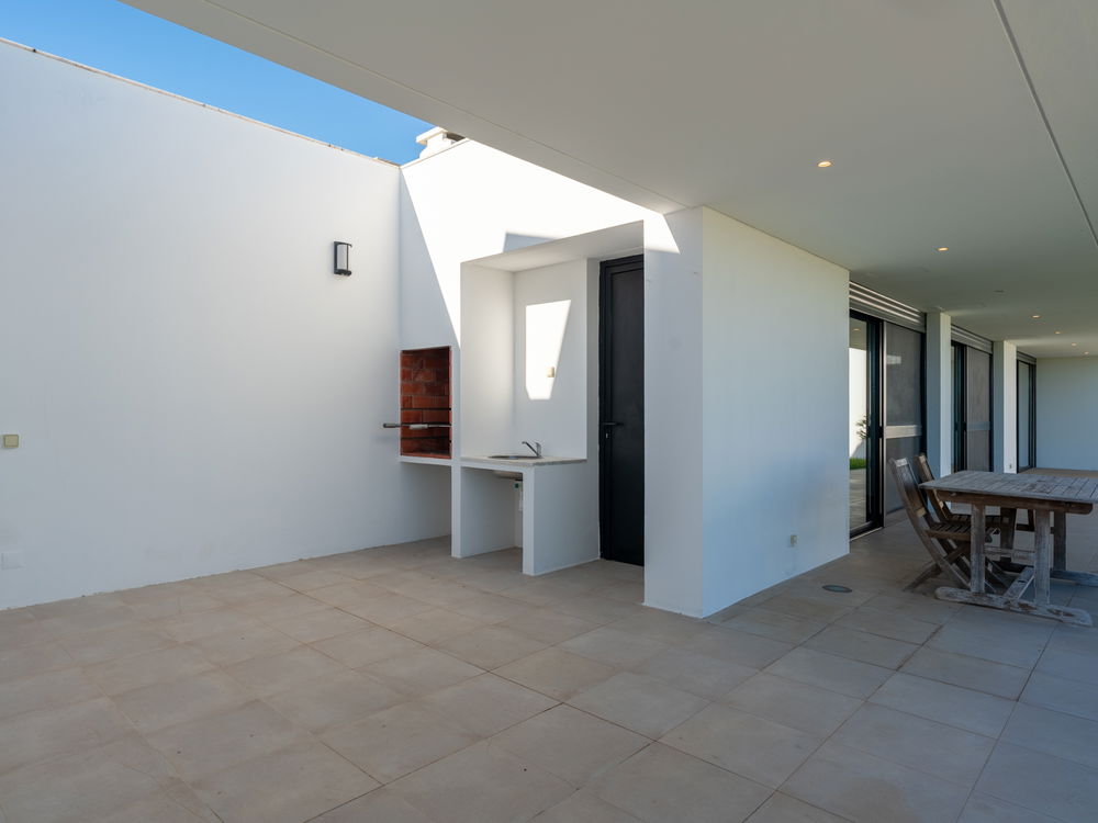 Single-storey 3-bedroom villa with a pool near Évora 302585881